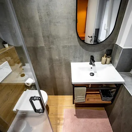 Portarata Apartment *